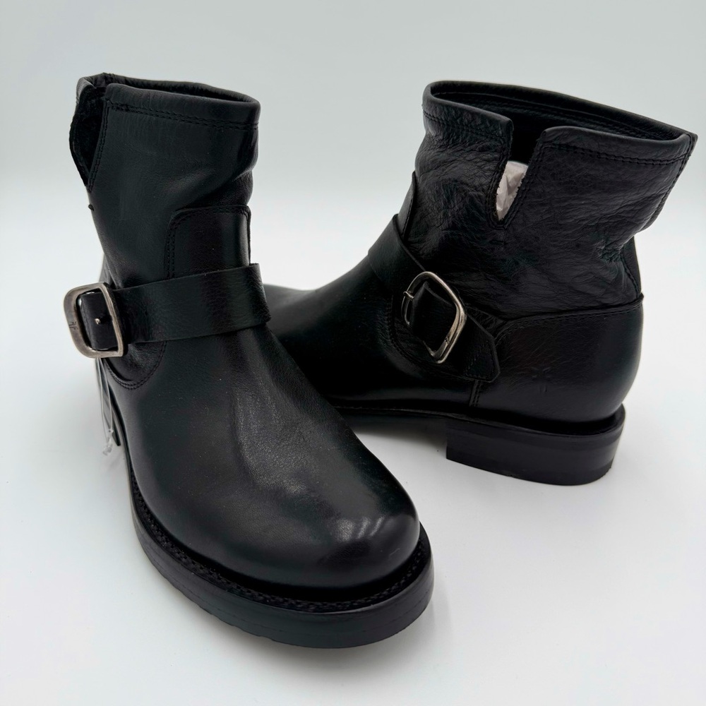 Frye Veronica Leather Moto‎ Biker Ankle Boots Booties Buckle Black Size 5.5 NWOT